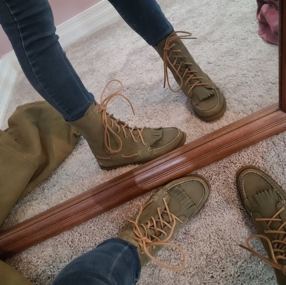 Sperry boots olive suede size 6m - Picture 11 of 13